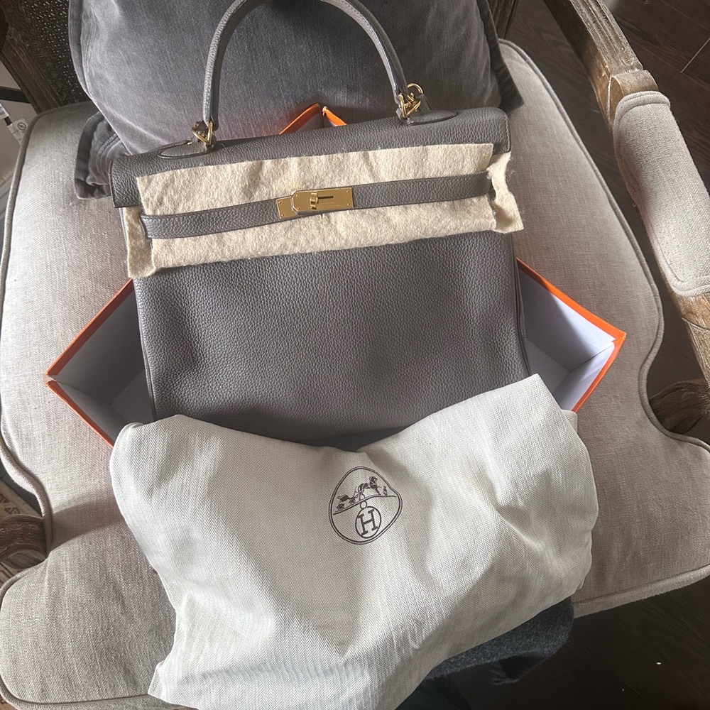 Hermes Kelly size 32